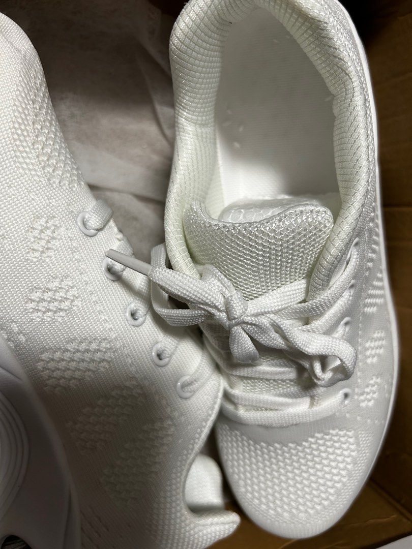Full white shop sports shoes