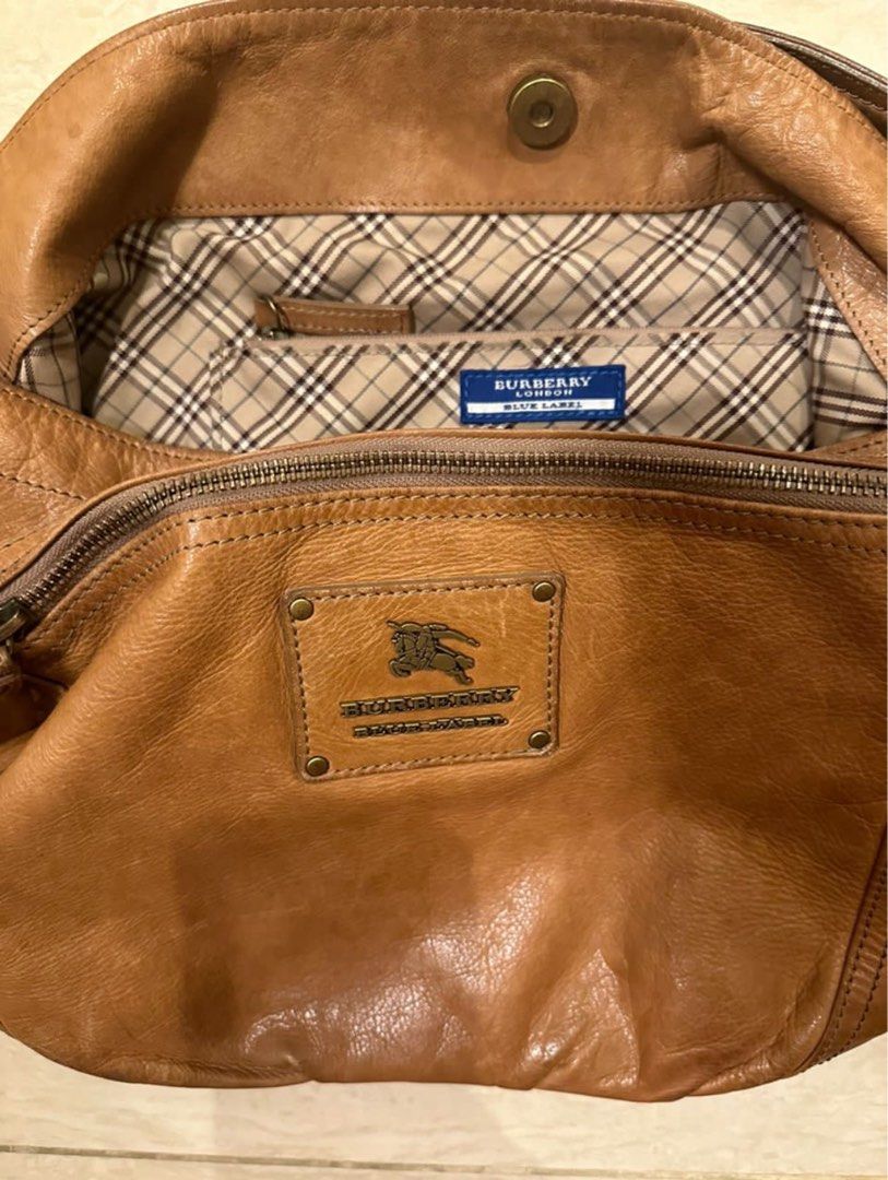 Burberry blue online leather bag