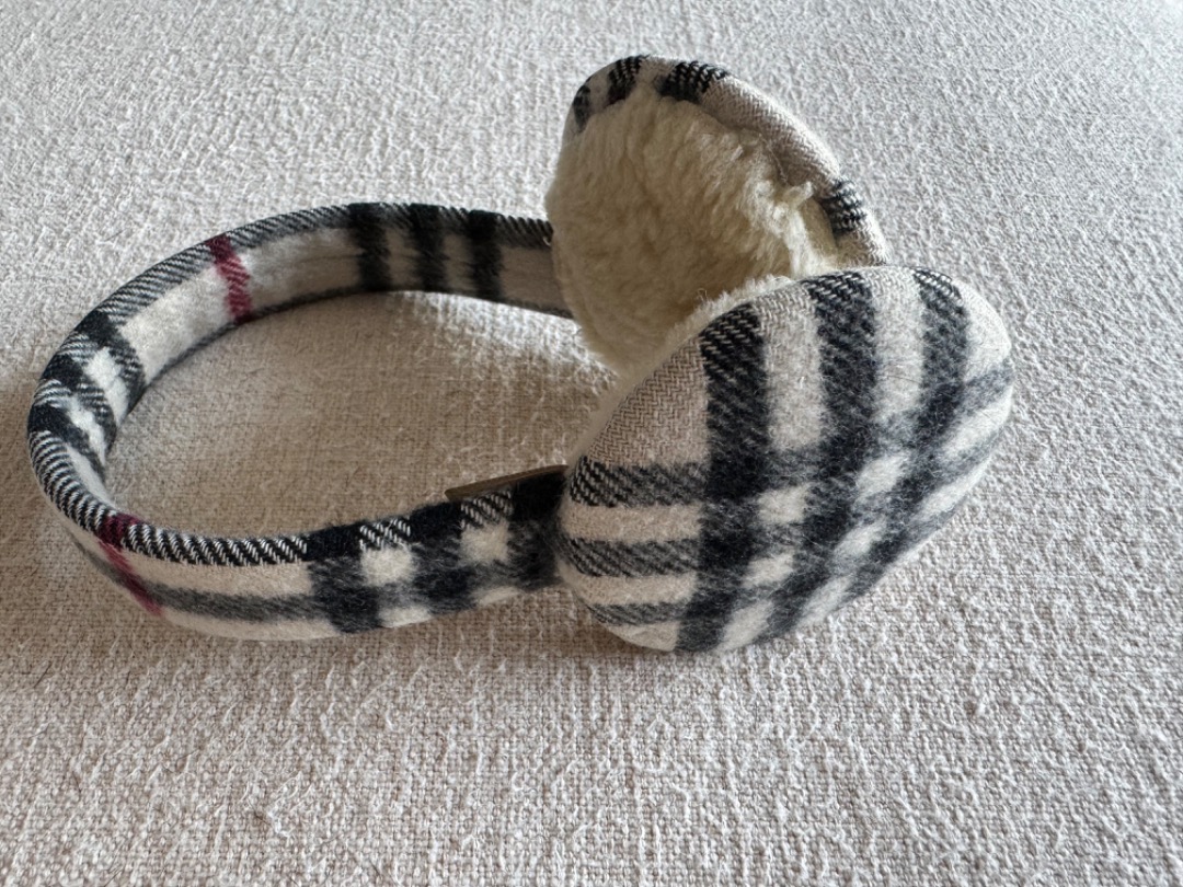 Burberry earmuffs cheap