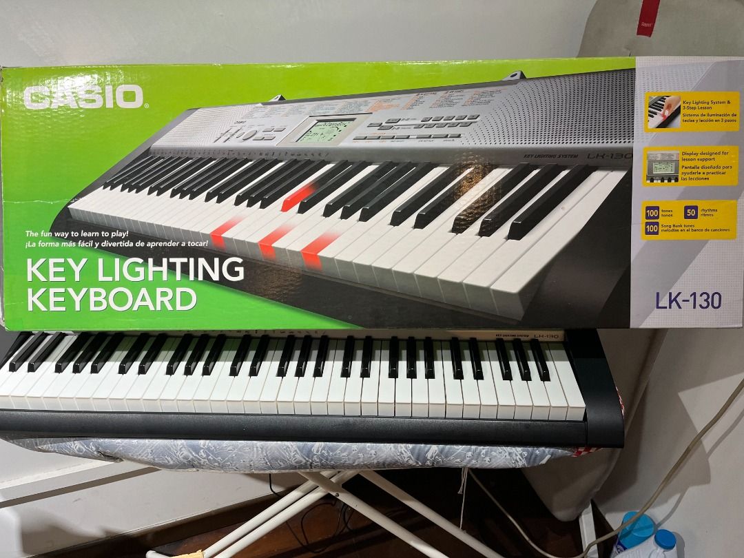Casio Electric Keyboard LK130