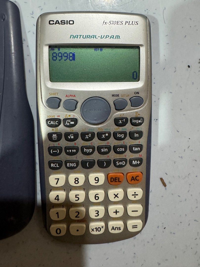 ORIGINAL Casio fx 570ES PLUS Scientific Calculator (2nd Edition)