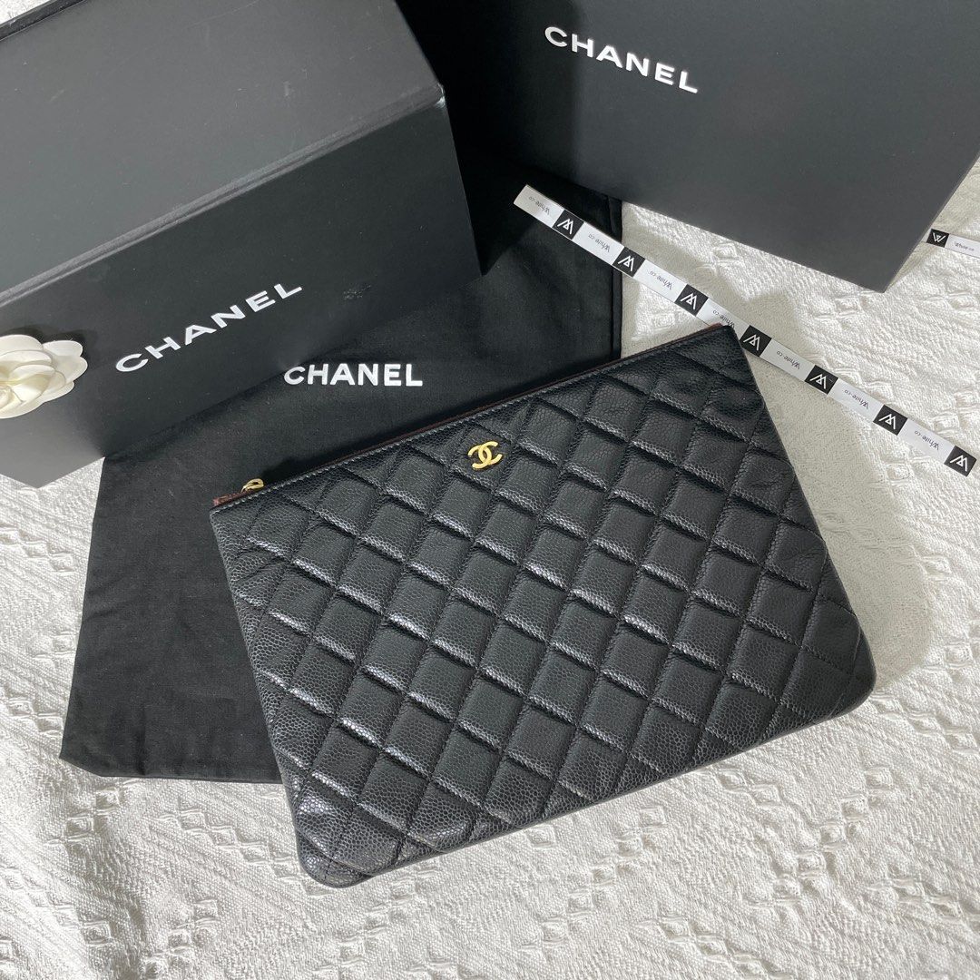 Chanel o case medium, Luxury, Bags & Wallets on Carousell