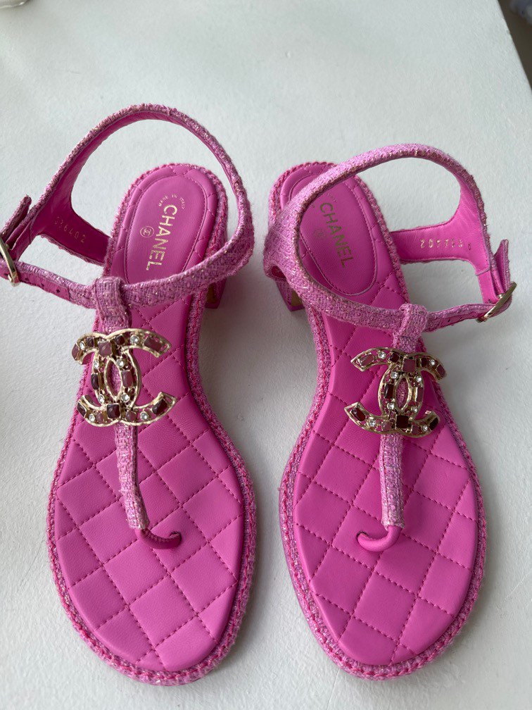 Hot pink best sale chanel sandals