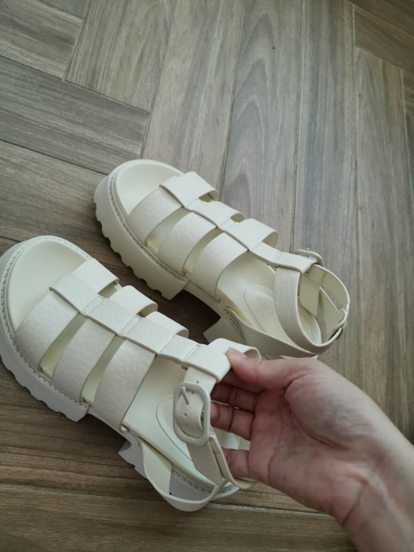 Gladiator walking sandals discount