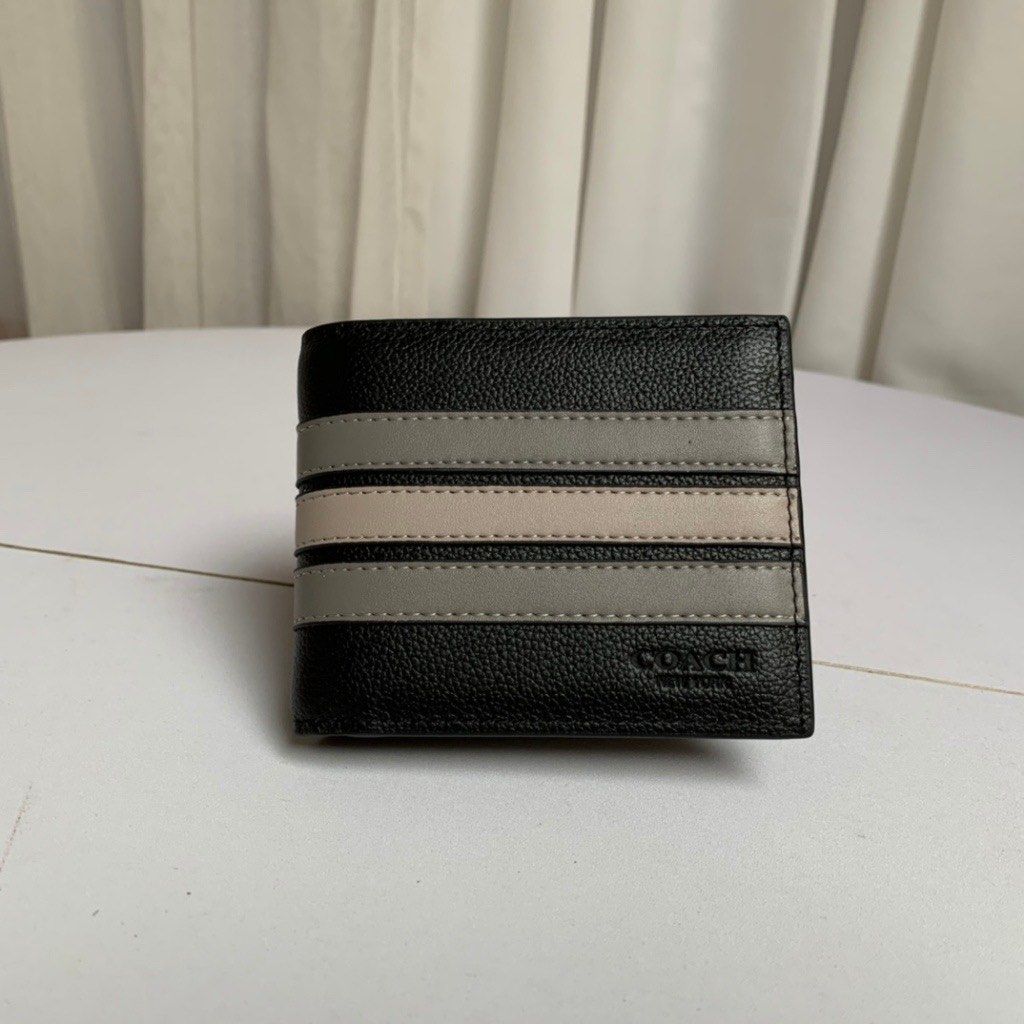 Coach wallet hot sale for me
