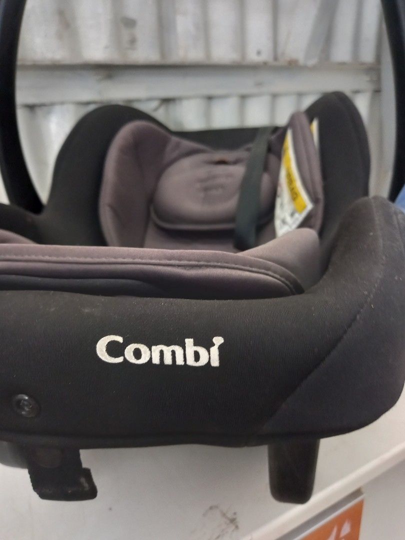 Cuggl baby carrier hotsell