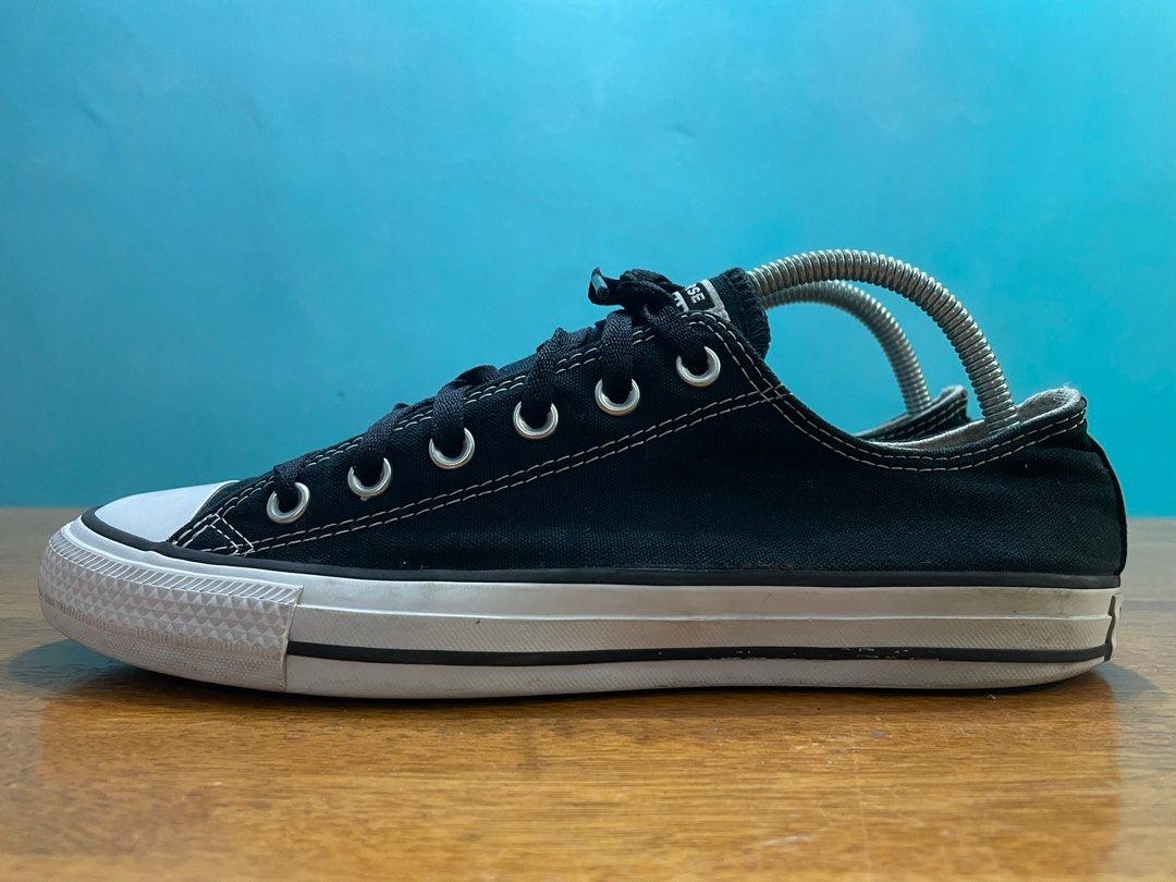 Converse 7.5UK Men s Fashion Footwear Sneakers on Carousell