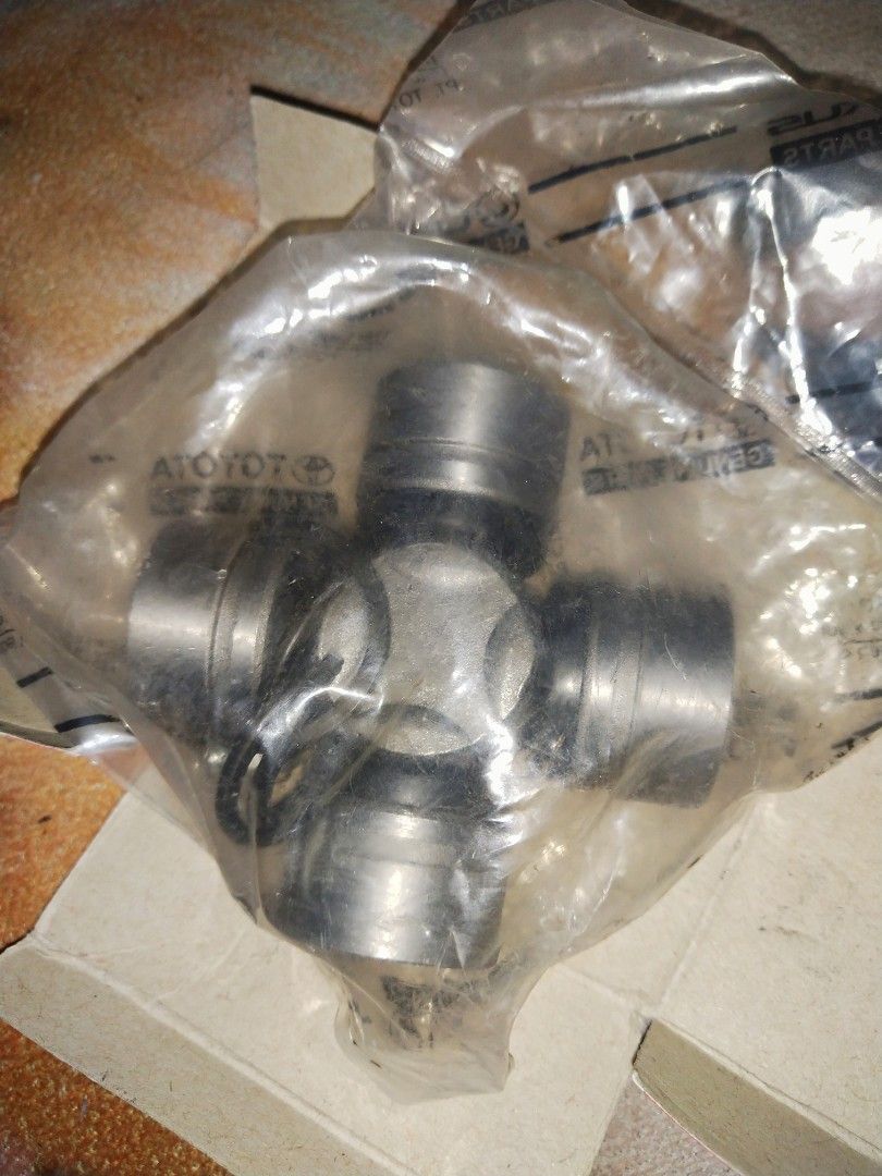 Cross Joint for Toyota Revo (Category: Body Parts and Accessories) located in Quezon City. Submitted by collect_n_select (Listing ID 1282120610, Image 3). Description: Brand: GMB Top Quality (Replacement) Ordered from Indonesia MOP: Gcash MOD: For same day delivery within Metro Manila: Buyer to book preferred courier (Lalamove, Grab, etc.) For provincial: Ship thru J&T, LBC or orange app checkout to be shouldered by buyer.