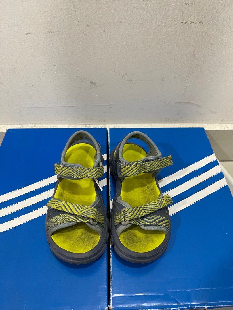 Decathlon kids sandals sales