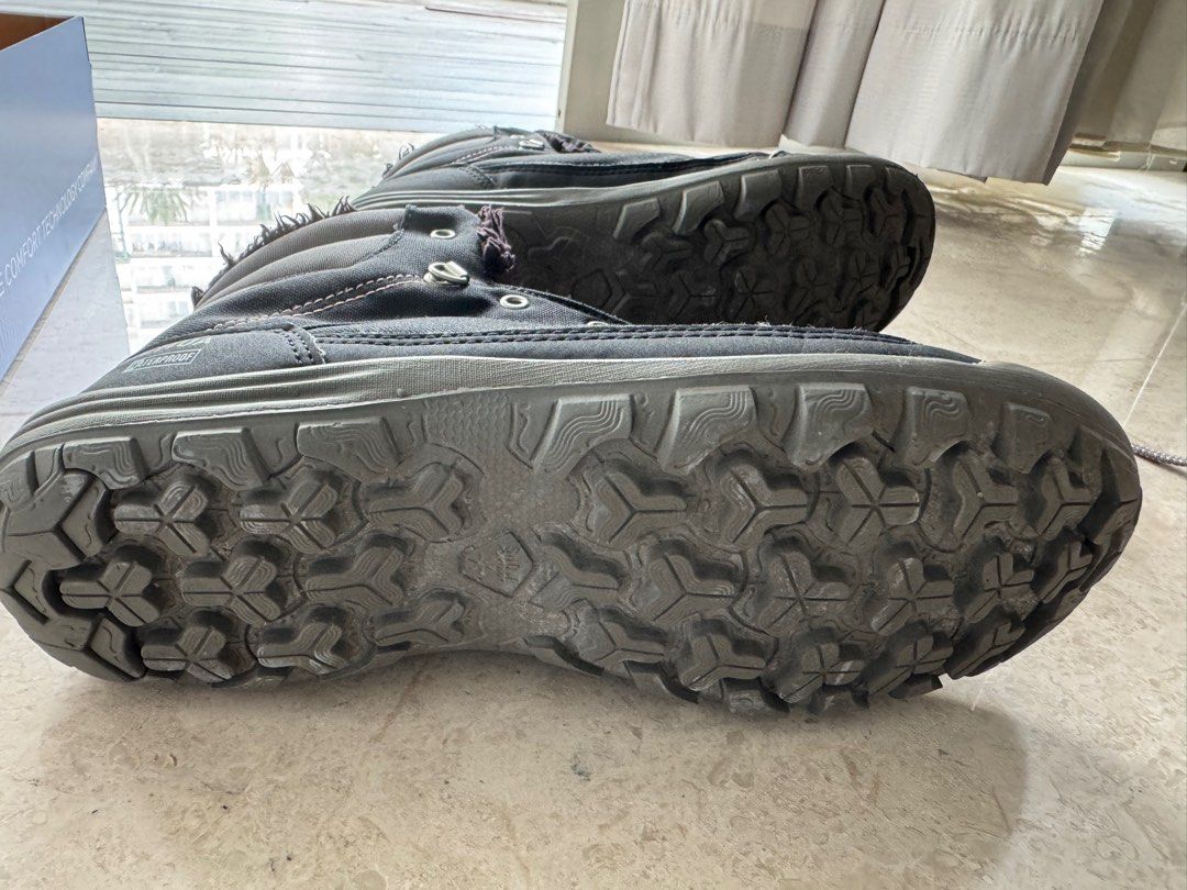 Warm waterproof walking clearance boots