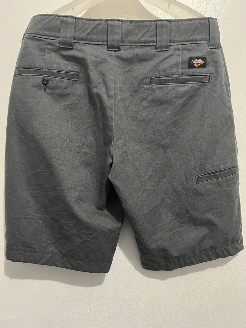 Dickies Flex (Category: Shorts) located in Makati City. Submitted by Row23 (Listing ID 1282144155, Image 1). Description: Waist 34 Length 20.5 Great condition CR 9.7/10 400 +sf MOP Gcash JnT courier .