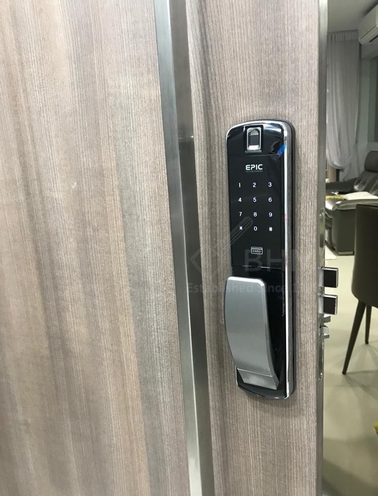 EPIC 8800K Digital Lock (Silver Finish) - Inclusive of Installation ...