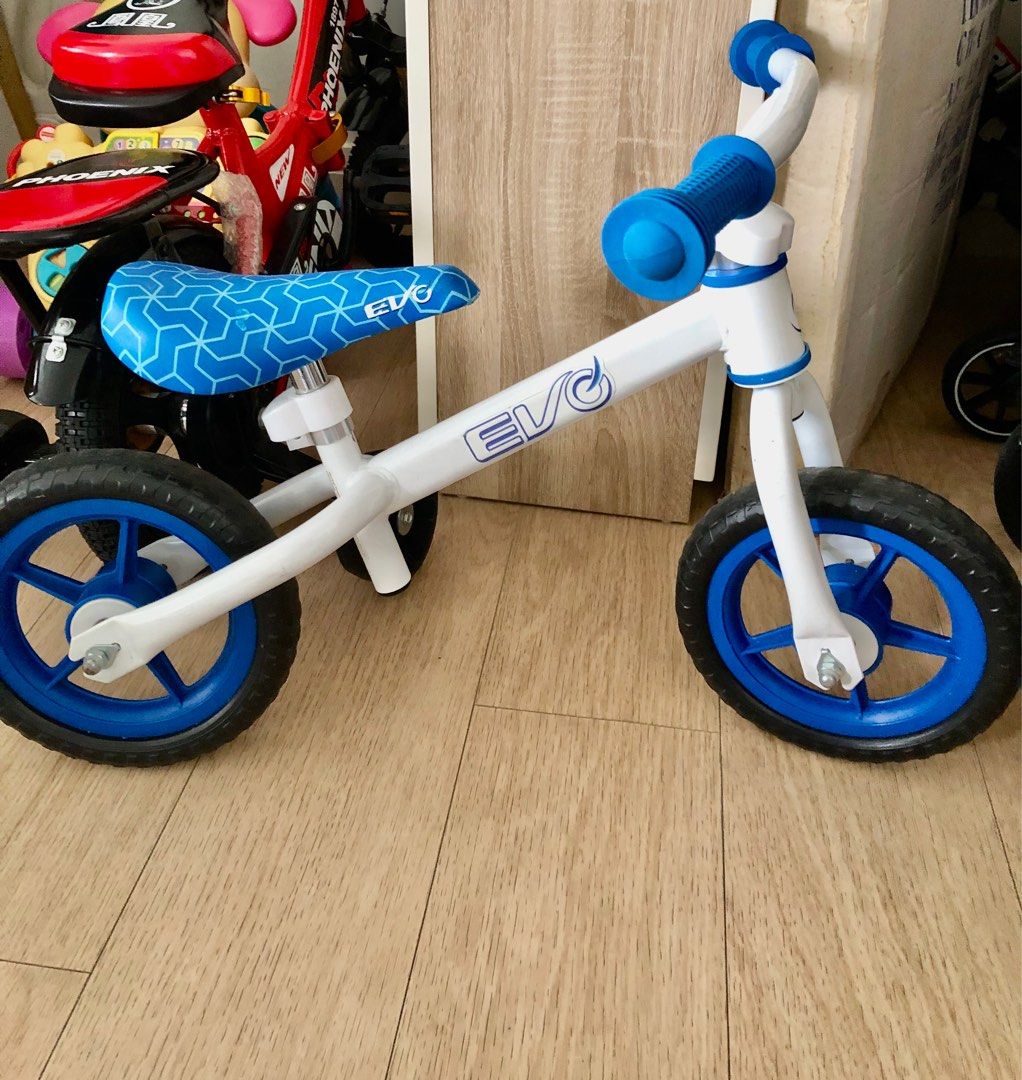 Evo balance bike blue on sale