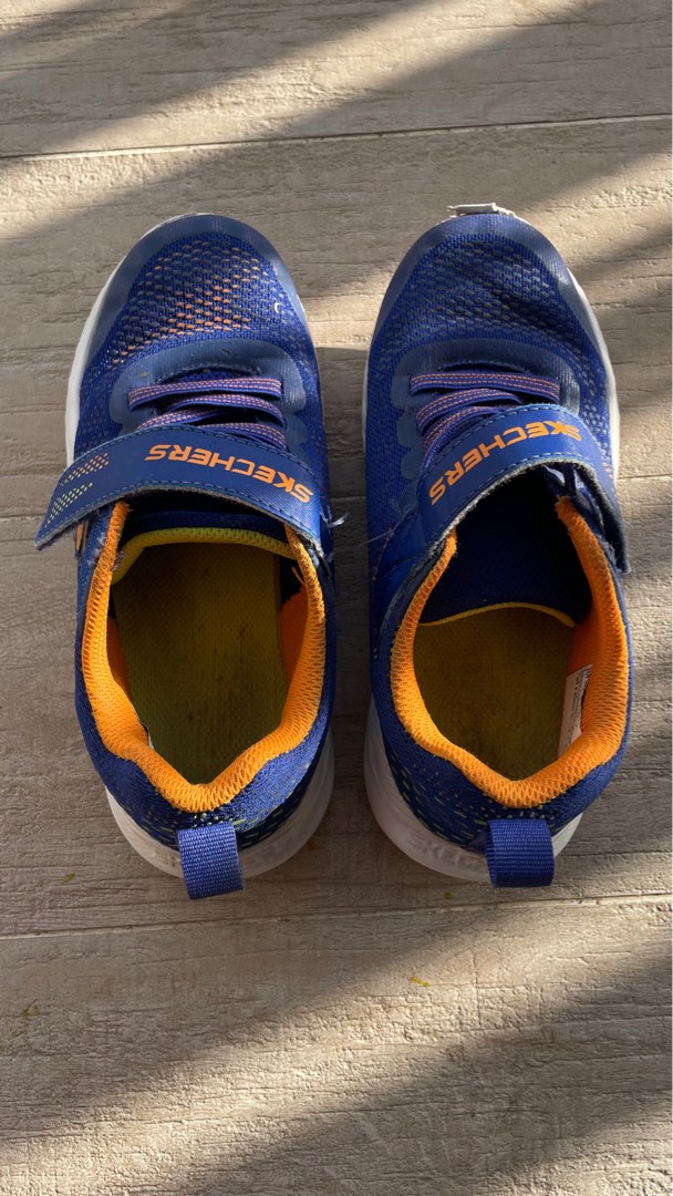 Skechers 147 store