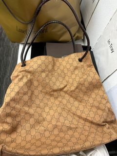 （分類：）位於 。 由 priscillaola 提交（商品編號 1282081929，圖片 1）。簡介： 。