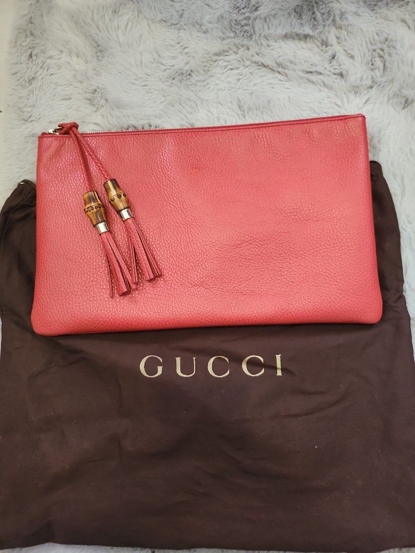 Red gucci clutch bag hotsell