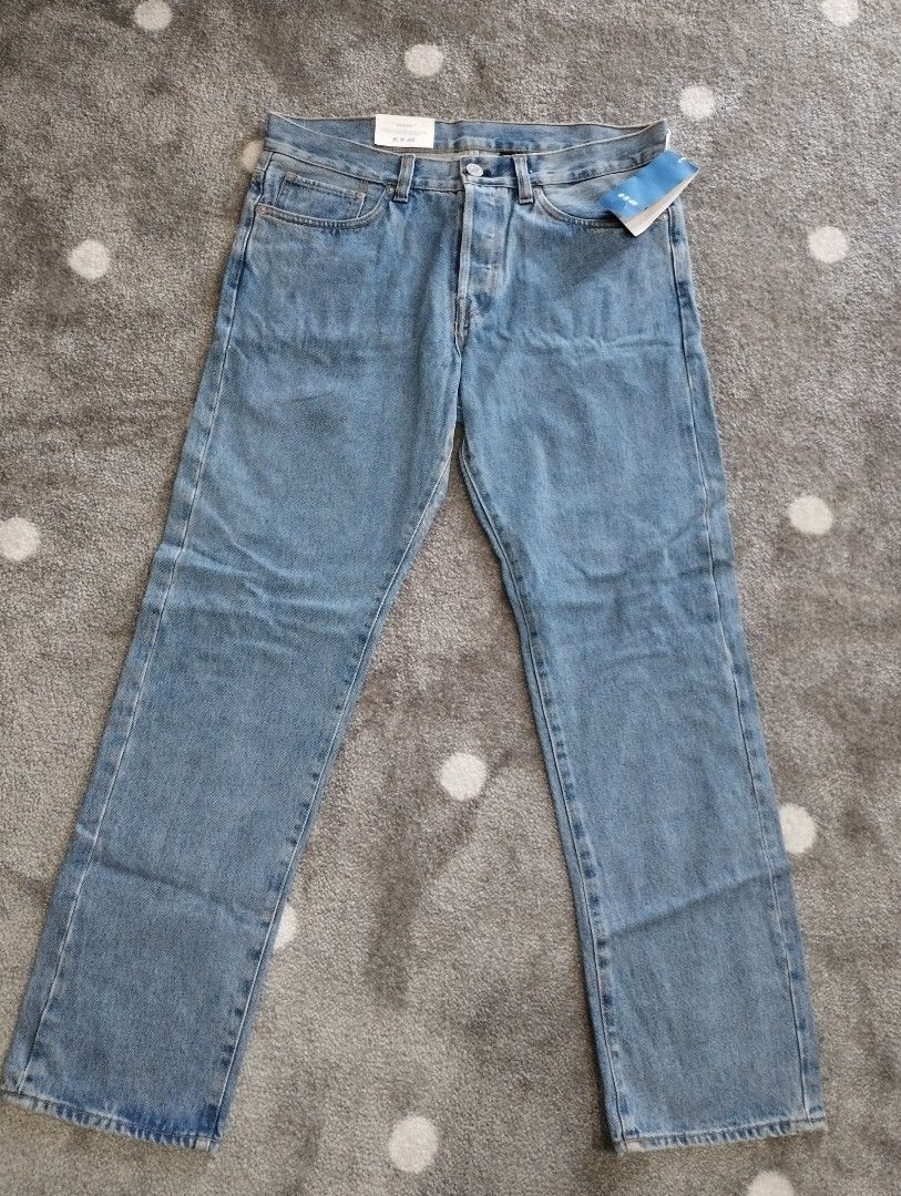 H&m levi's jeans online