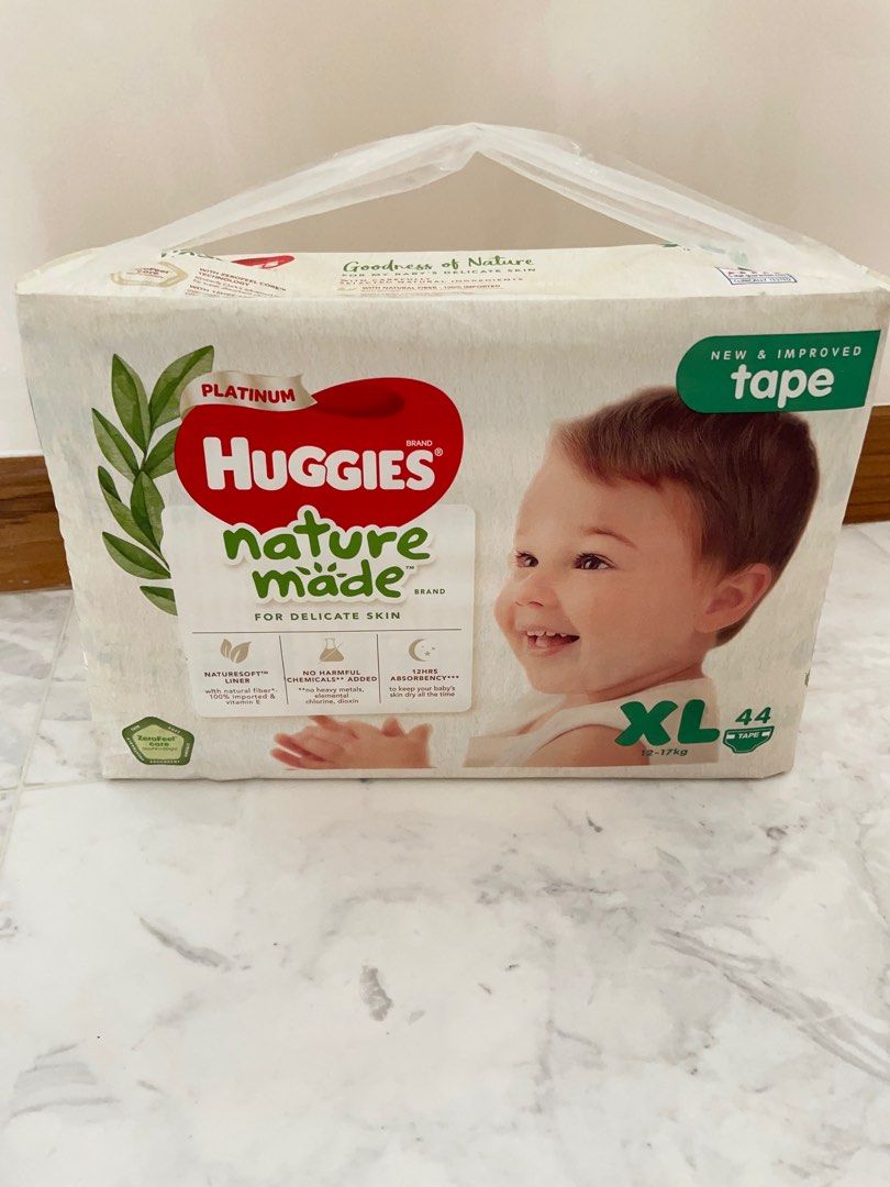 Huggies Platinum Tape diaper XL Babies Kids Bathing Changing
