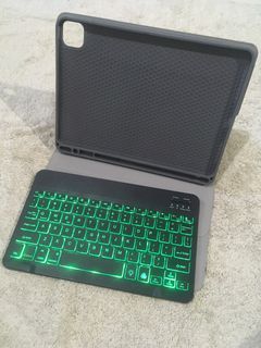 Ipad Pro 2020 11” PU Leather Case in Black with RGB keyboard