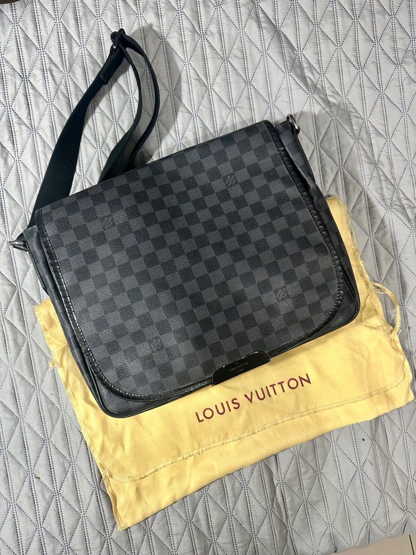 Louis vuitton best sale daniel messenger bag