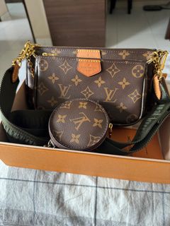 (Category: ) located in . Submitted by blinkie (Listing ID 1282017782, Image 1). Description: .