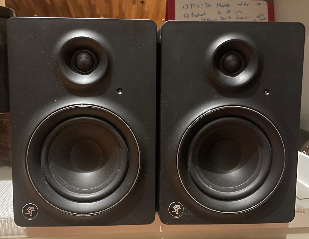 Mackie MR5 mk2 5 inch active studio monitors pair