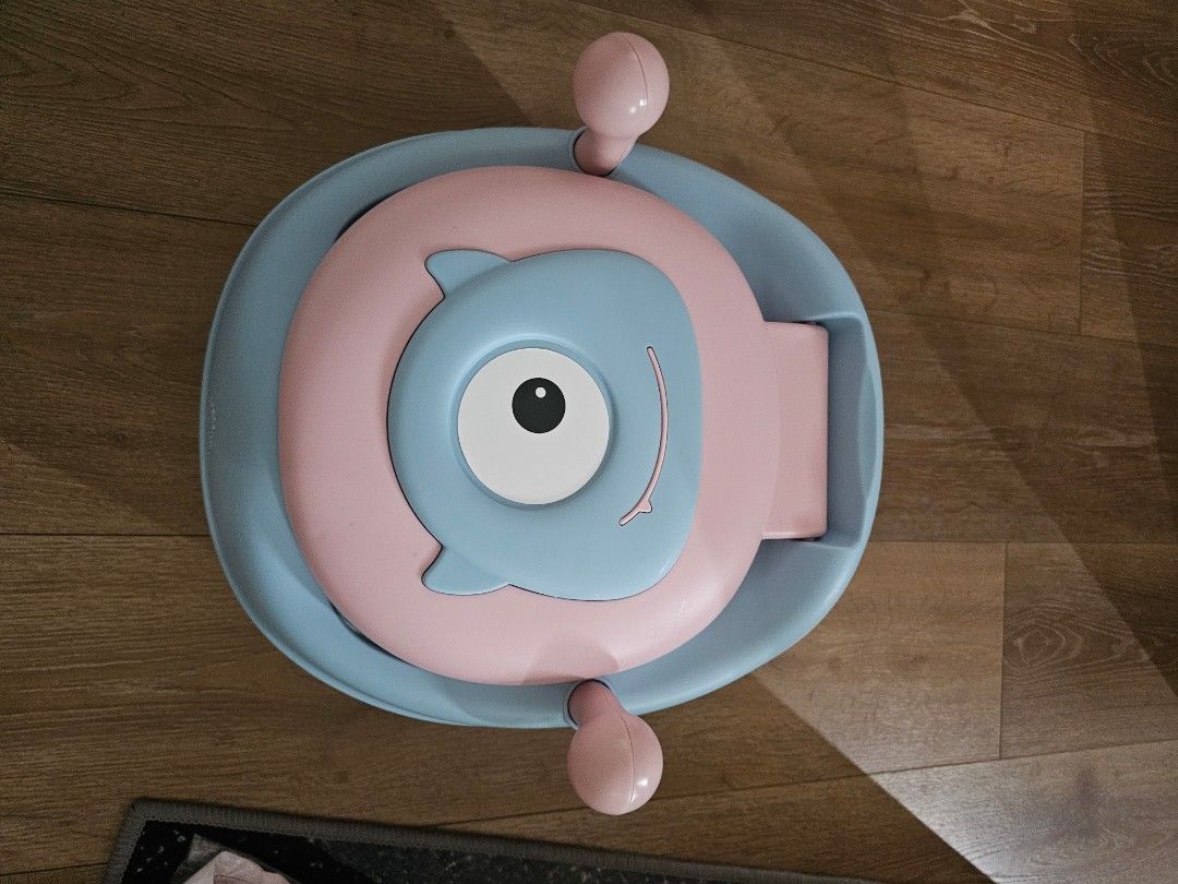 Monster Baby Potty (Category: Toilet Training) located in Quezon City. Submitted by closetjordy (Listing ID 1282035254, Image 2). Description: Mom and Baby Original Price is Php1199 in Baby Company Brand new with box. Gifted to us but we never really got to use. I need to declutter..