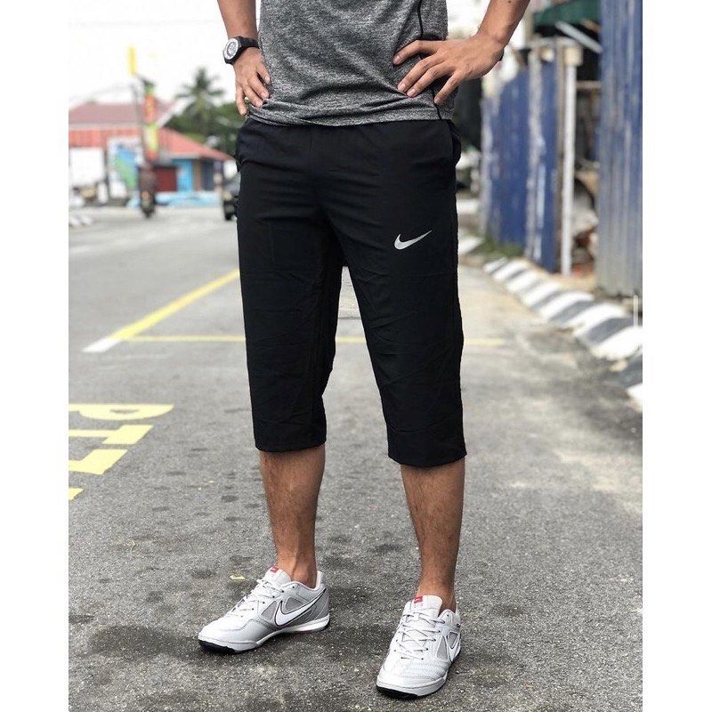 NIKE 3 QUARTER