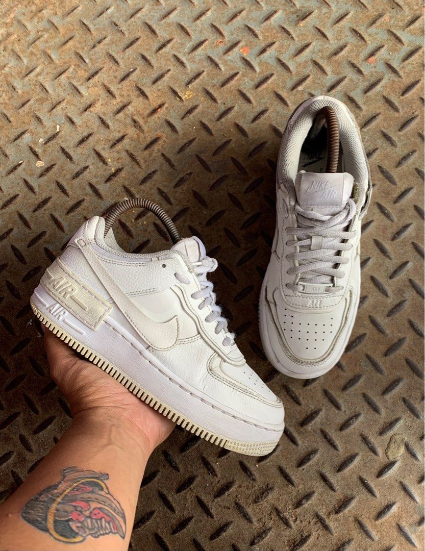 Size 7 womens 2025 air force 1