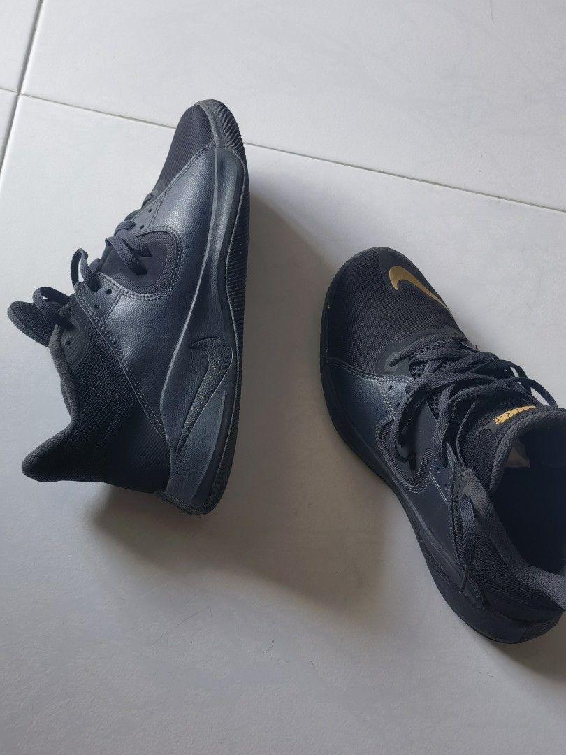 Nike basketball clearance shoes 1997