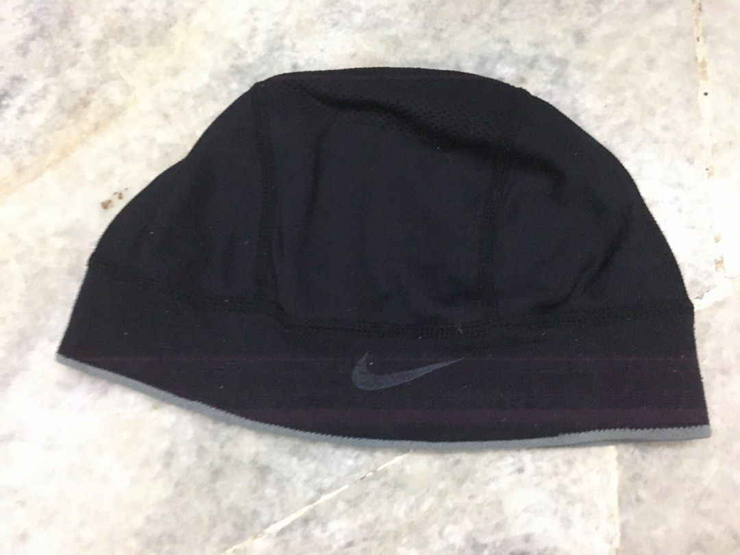 Nike Pro skull training beanie Men s Fashion Watches