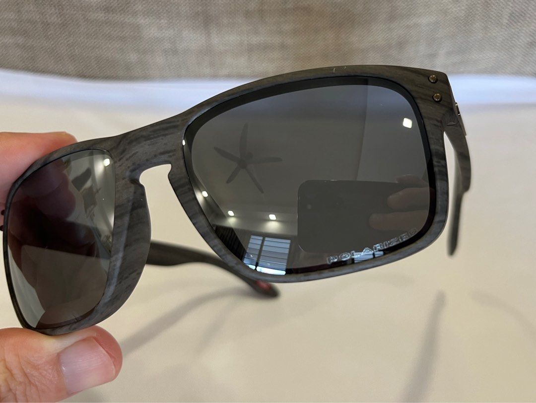 Holbrook black top iridium polarized