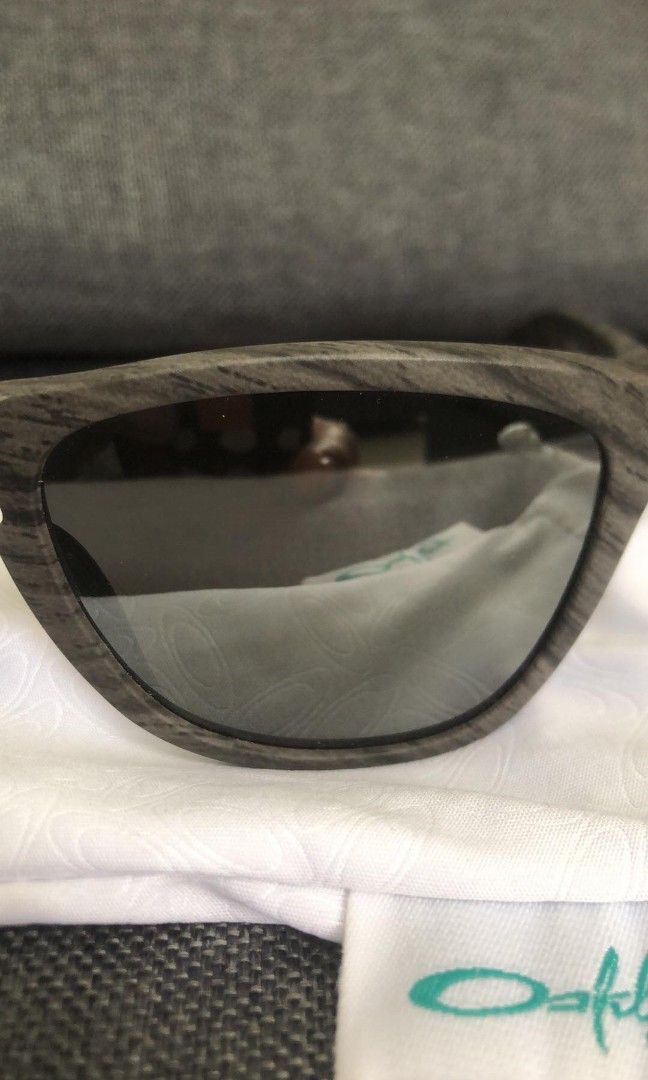 Oakley wood sunglasses deals