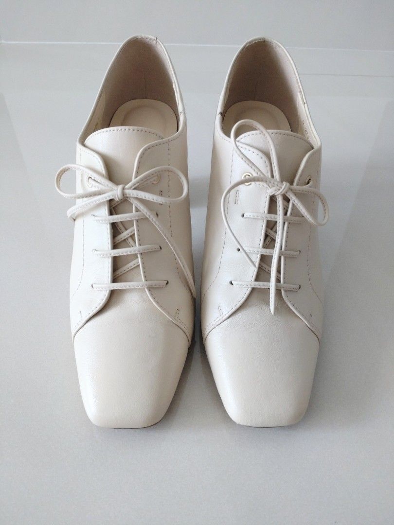 White shoe hotsell booties