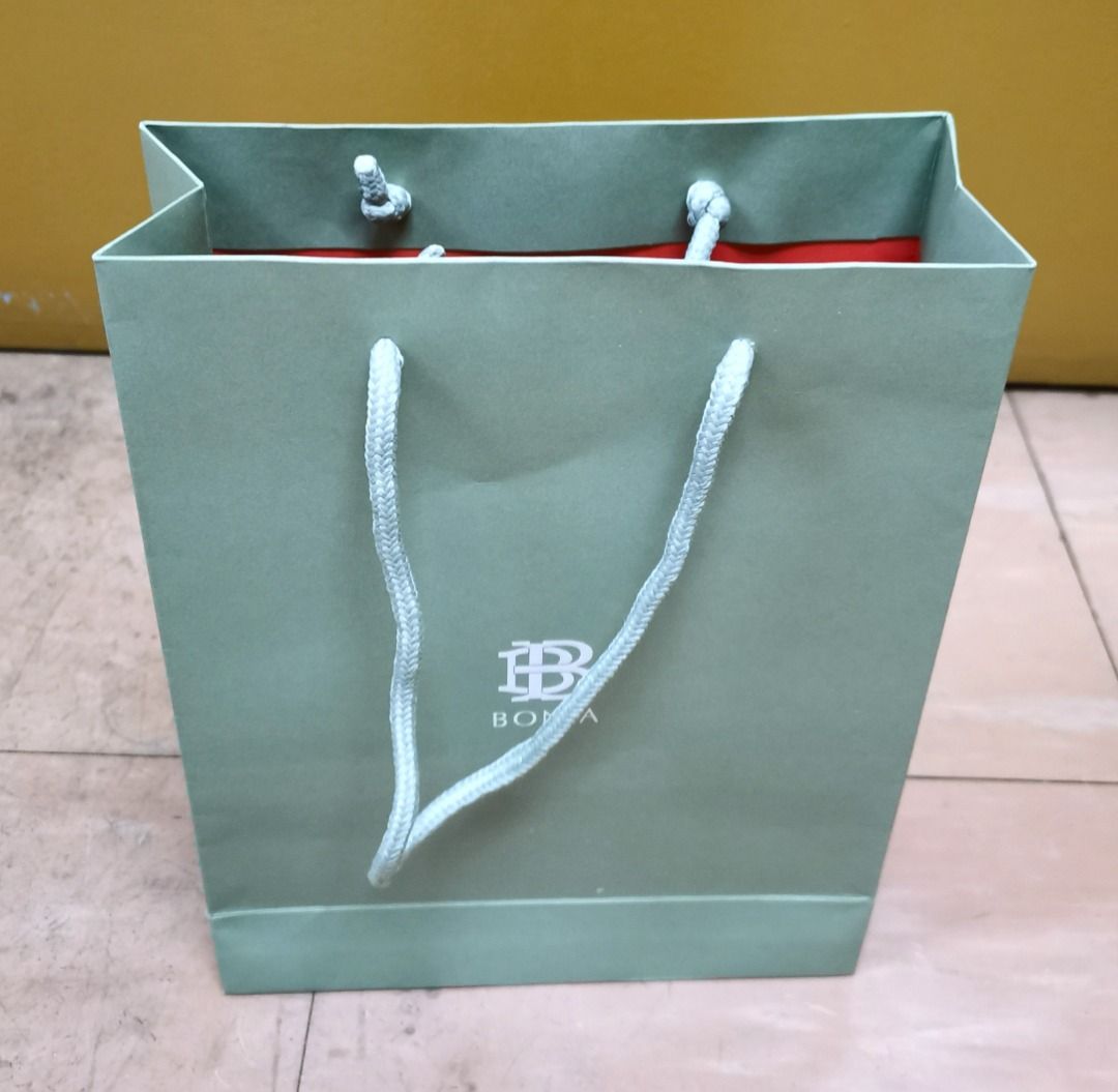 Paper bag bonia shop