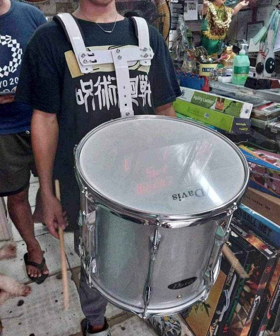 Parade Drum / Tomtom 14" x 10" (Category: Musical Instruments) located in Manila. Submitted by min_yoongi (Listing ID 1282012940, Image 1). Description: Available ✓ PARADE DRUM / TOM-TOM DRUM Size - 14" x 10" - Without Harness - 3,500 - With Harness - 4,500 Pm for more inquiries..