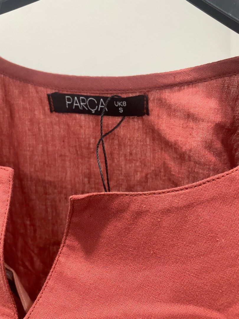 PARCA KURUNG (Category: Baju Kurung & sets) located in Kuala Lumpur. Submitted by wewear.vintages (Listing ID 1282039708, Image 1). Description: PARCA KURUNG COLOUR BRICK ORANGE SIZE S CONDITION LIKE NEW PAKAI SEKALI JE TIME RAYA.