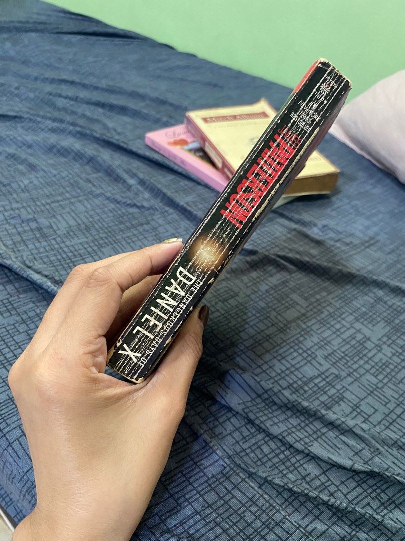 Pocketbooks (random titles), Hobbies & Toys, Books & Magazines, Fiction ...