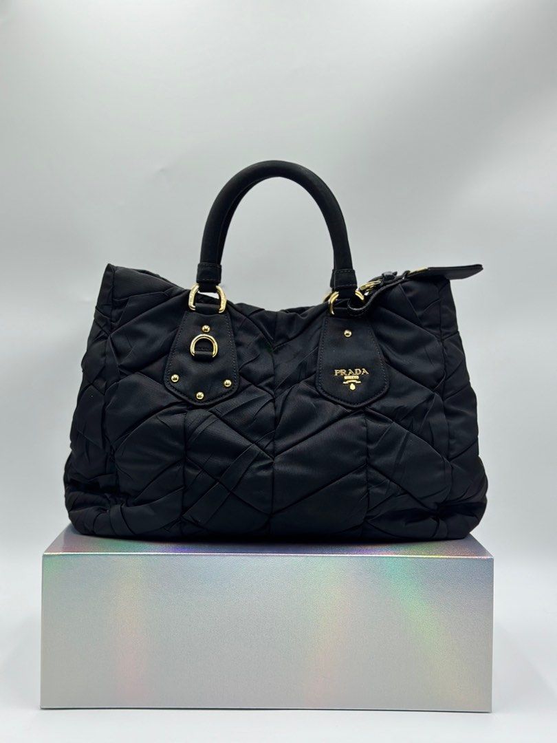 Prada convertible bag outlet
