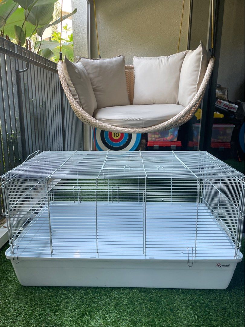 Preloved hamster cage shop