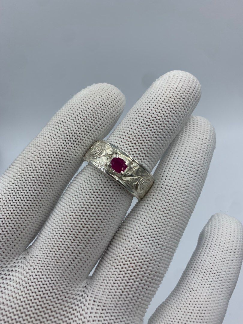 Ruby Burma Custom Silver Ring (Category: Jewelry) located in Singapore. Submitted by GemsenseStore (Listing ID 1282063385, Image 2). Description: **Promo** Ruby Burma (H) Handmade(Custom) Silver Ring Ring Size 19HK Stone Weight: 0.60ct Prices listed are not with delivery service/mailing fees. Delivery/mailing fees will be subjected to location and postage rates. For any inquiry, feel free to send me a message via link below: http://surl.li/hpljh 