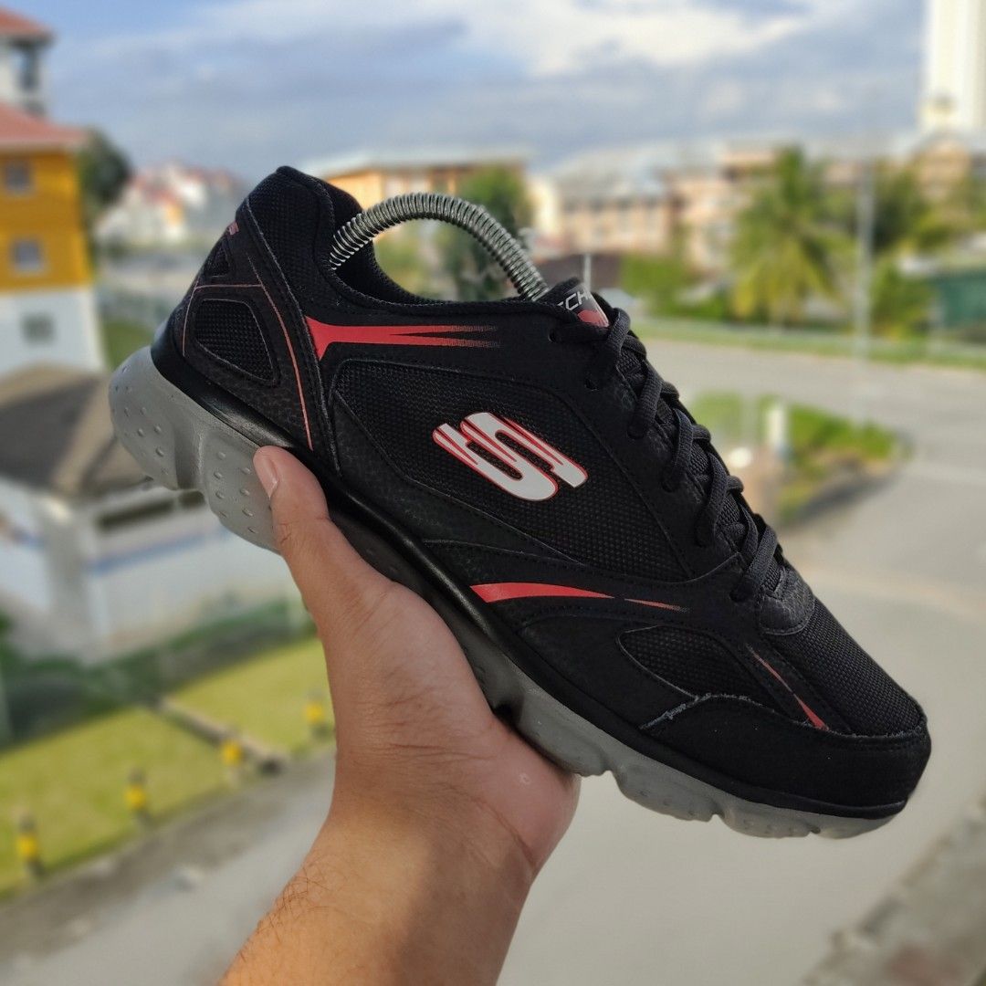 Skechers lite sales weight sneakers