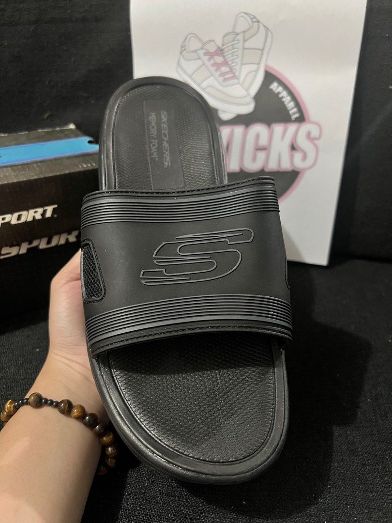 Skechers slippers men (Category: Slippers & Slides) located in Cainta. Submitted by saelselore (Listing ID 1282167990, Image 1). Description: All brandnew skechers for men Size 11 .