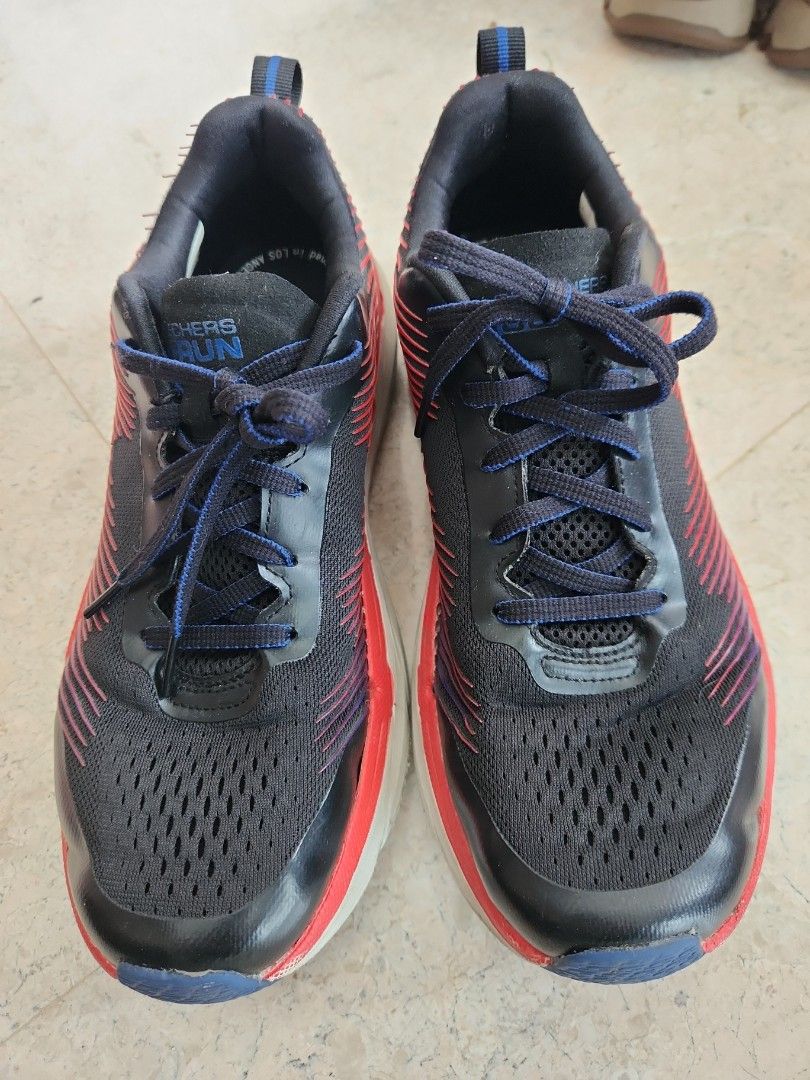 Skechers sport shoes for man