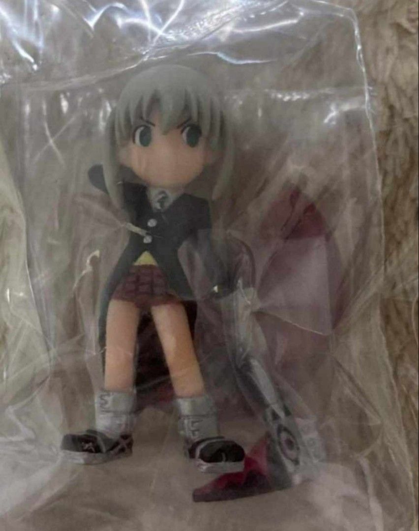 Soul Eater Mini Figures (Category: Figurines & Statues) located in Makati City. Submitted by yue_tsukishiro (Listing ID 1282010211, Image 1). Description: Soul Eater Mini Figures Set ETA March to April #declutter2024.