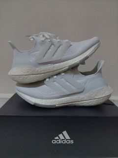 Ultra boost new arrivals triple white singapore