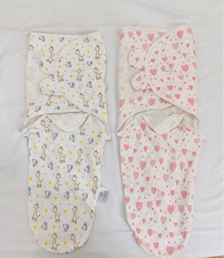 Swaddies Infant Velcro Swaddle Wrap (Category: Babies & Kids Fashion) located in Pasig City. Submitted by zel9579 (Listing ID 1282093316, Image 1). Description: Bought for Php 650 each. Selling 2 for Php 500 only. 70x55cm (when opened) Made from 100% pure cotton fabric With adjustable velcro strap for maximum security Recommended for 0-3 months.