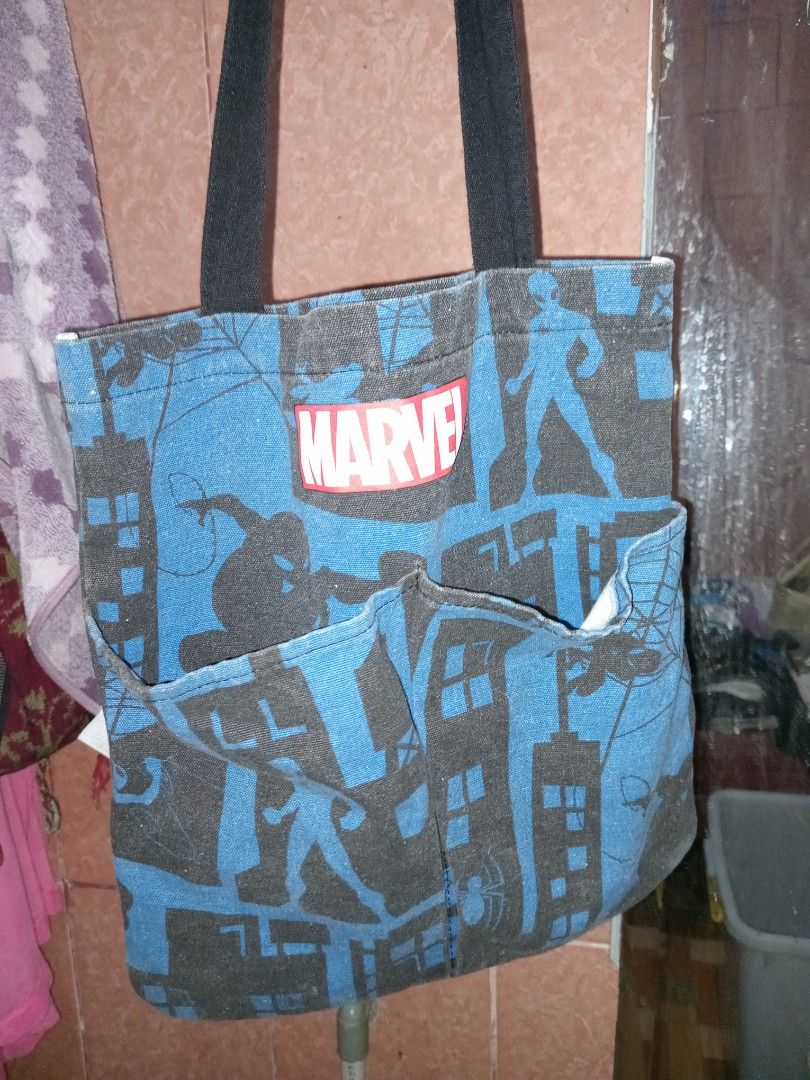 Totebag hotsell miniso marvel