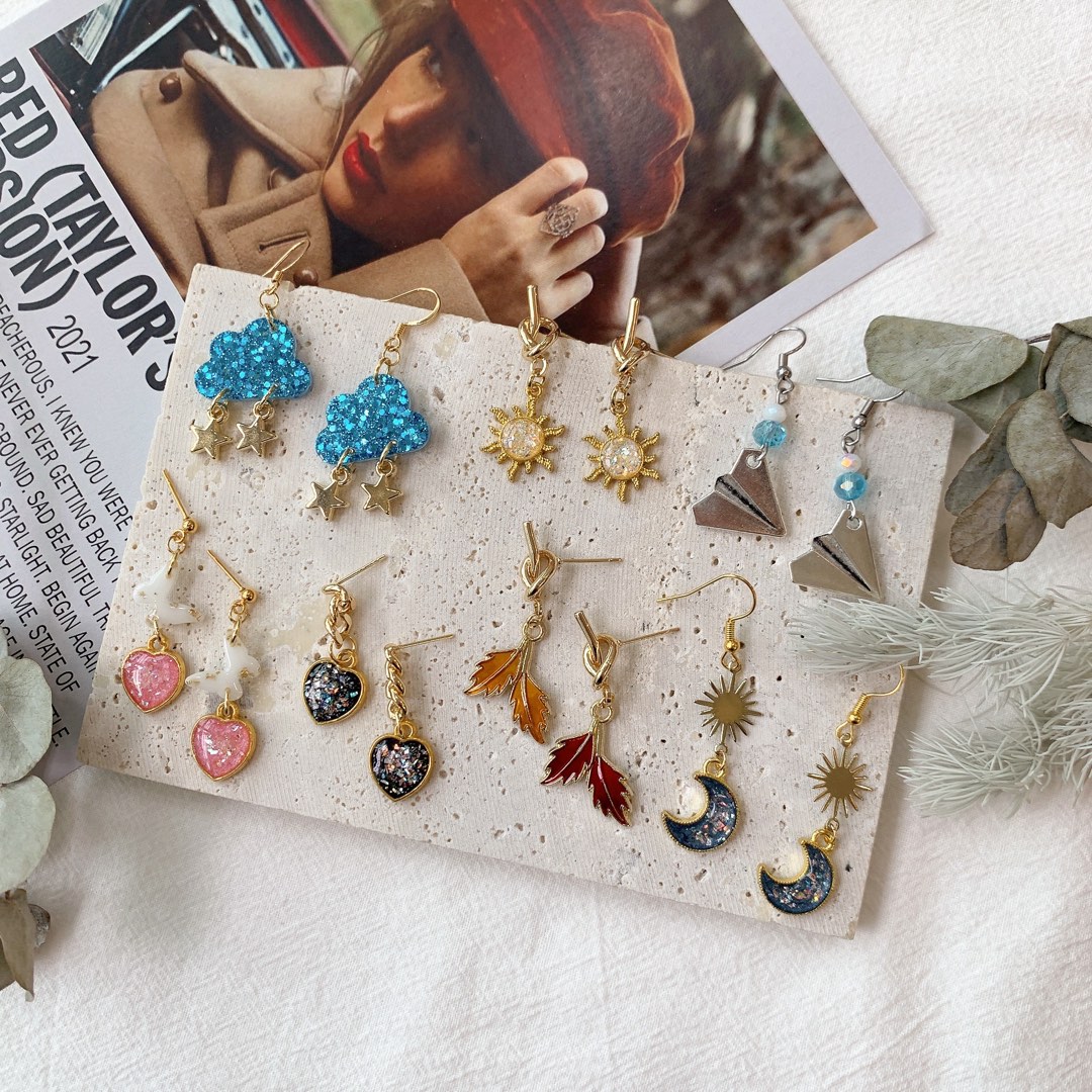 Handmade resin earrings store