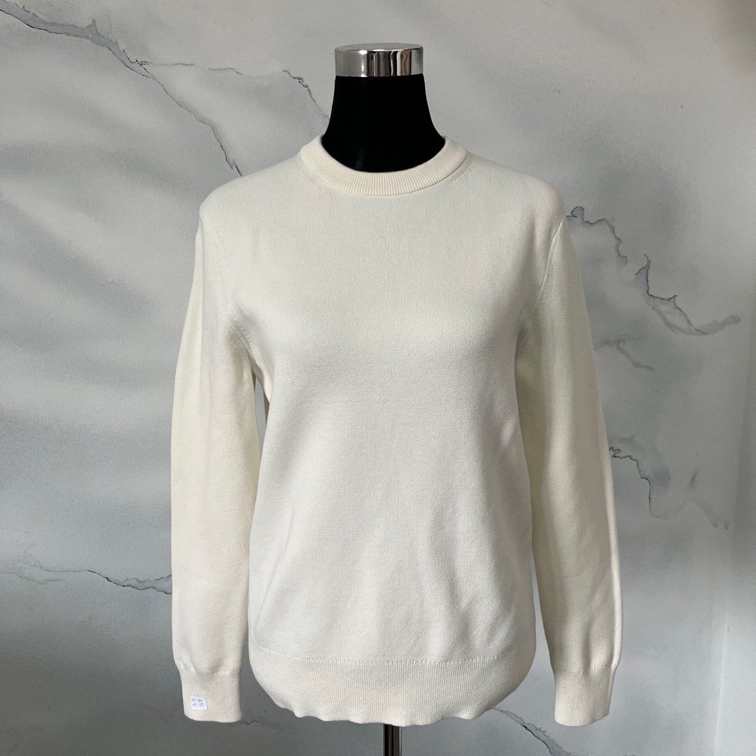 Uniqlo white jumper discount